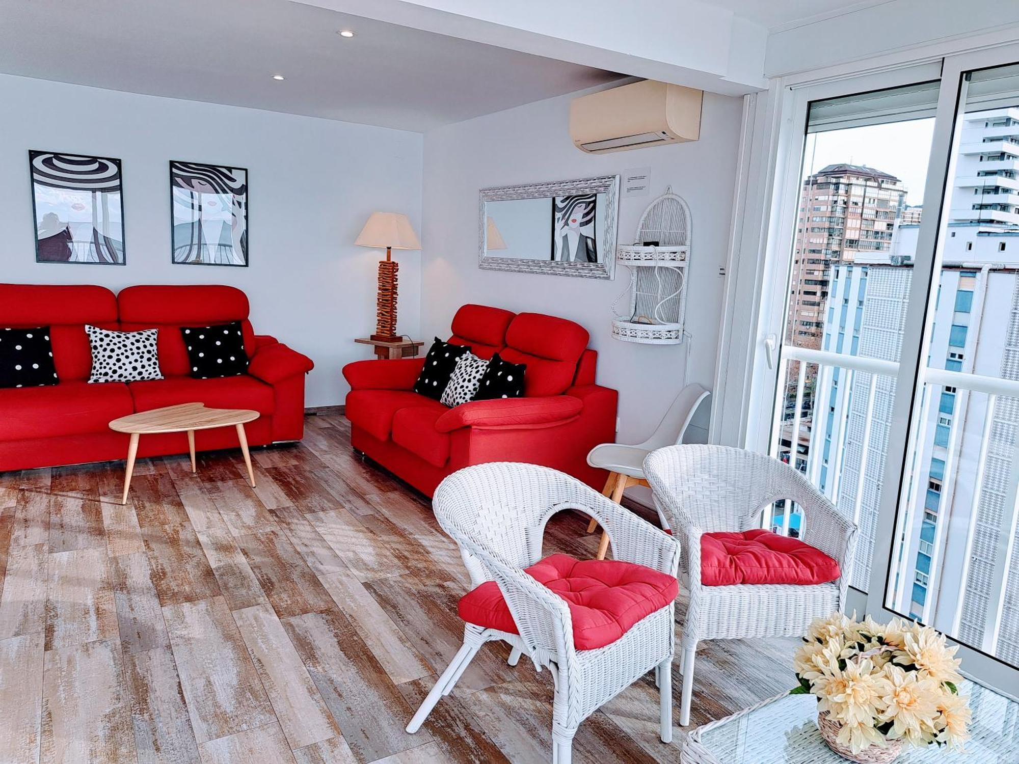 Apartamento Ibanez Benidorm Bagian luar foto