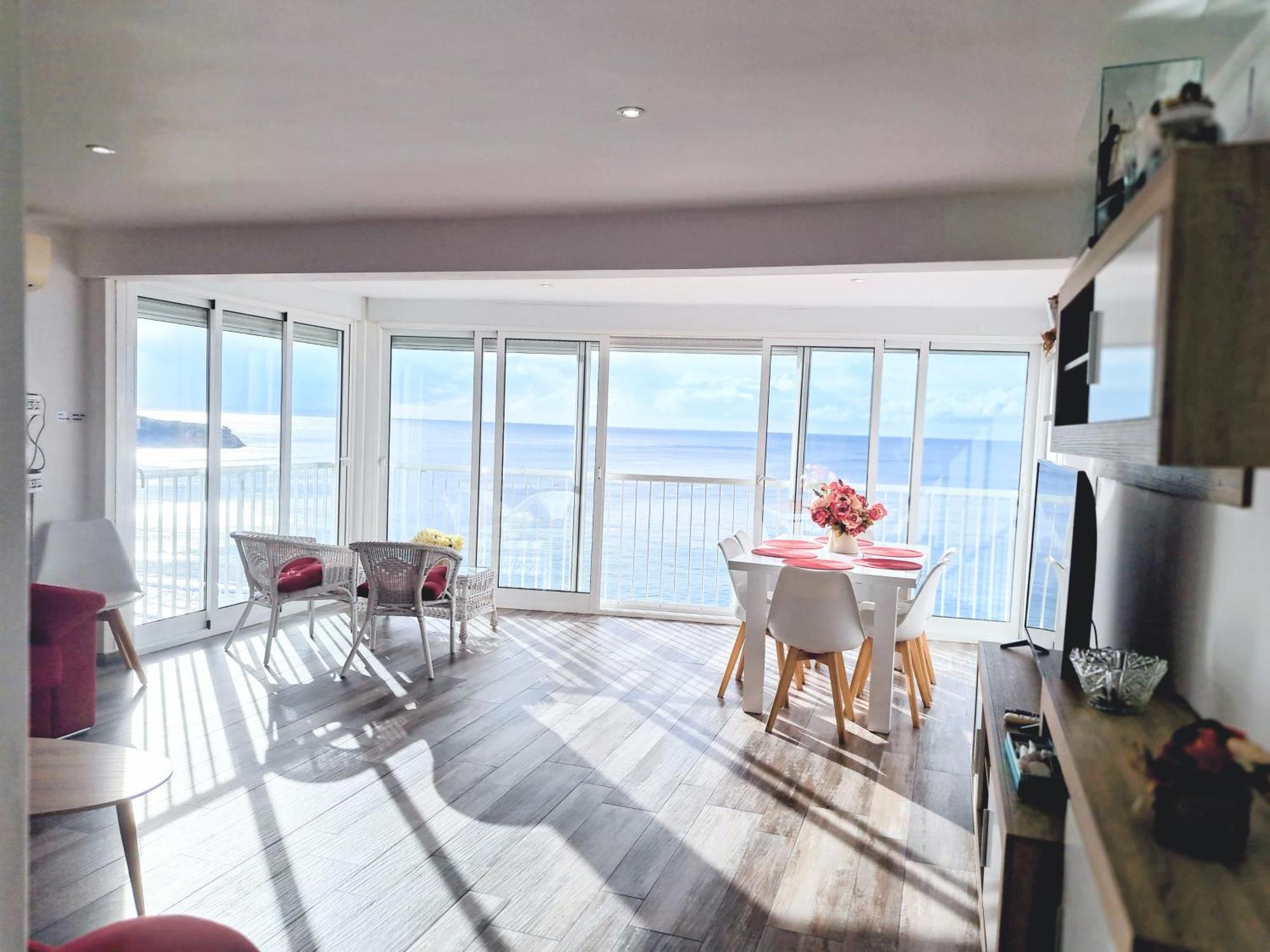 Apartamento Ibanez Benidorm Bagian luar foto