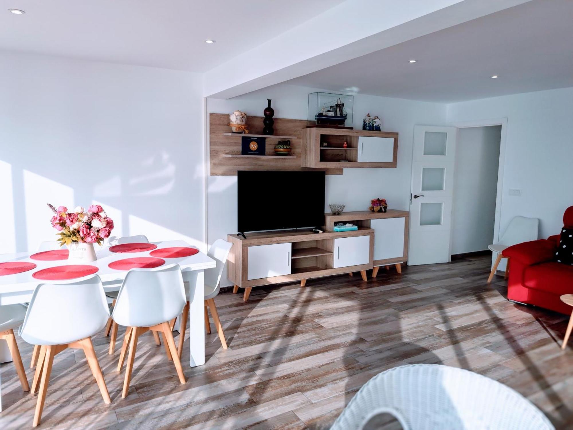 Apartamento Ibanez Benidorm Bagian luar foto