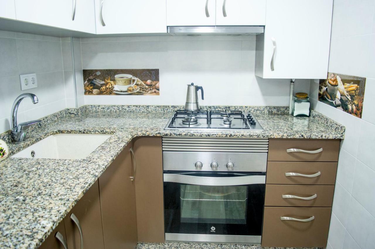 Apartamento Ibanez Benidorm Bagian luar foto